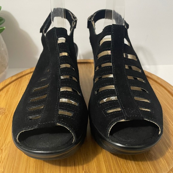 Skechers Black Suede Wedge Sandal Memory Foam Slingback Comfy Platform Women's 9 - Picture 3 of 10